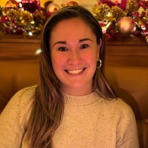 Meet your Posher, Lauren